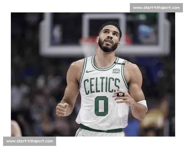 塔图姆 40+31 创总决赛纪录！力压哈利伯顿夺 FMVP，赛后炮轰裁判引发争议