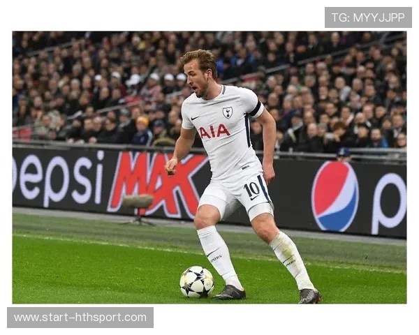 拜仁 5000 万强攻斯图加特神锋！俱乐部震怒开启转会拉锯战