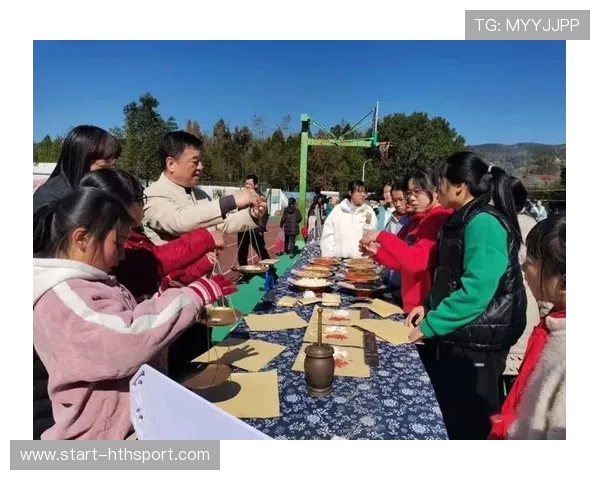 当跑鞋邂逅千年傩面：贵马赛道上演非遗时尚秀